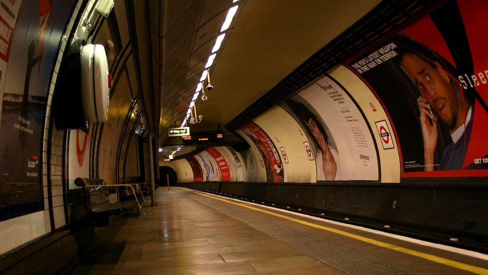 Empty Tube platform