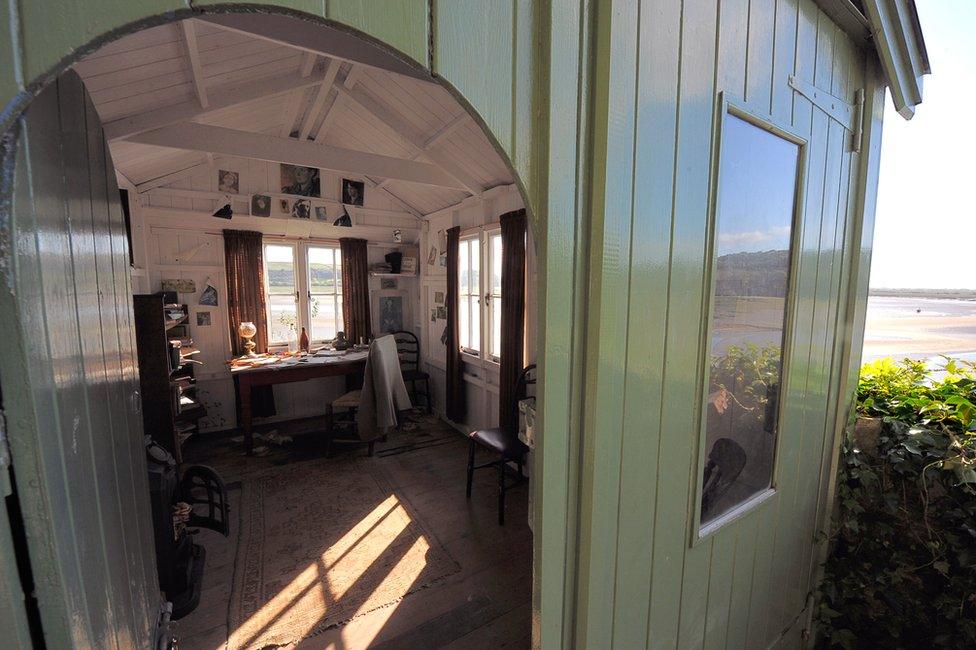 Dylan Thomas' writing shed