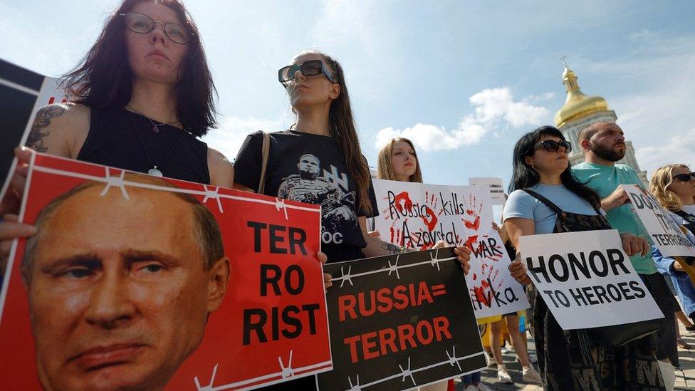 Relatives of troops who defended Azovstal protesting in Kyiv, 30 Jul 22