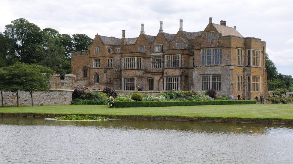 Broughton Castle