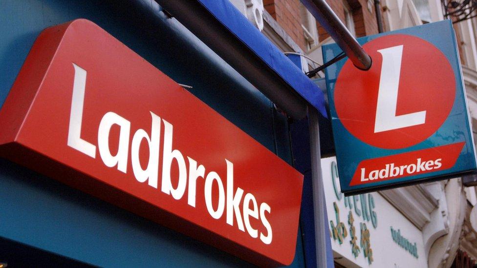 Ladbrokes logo