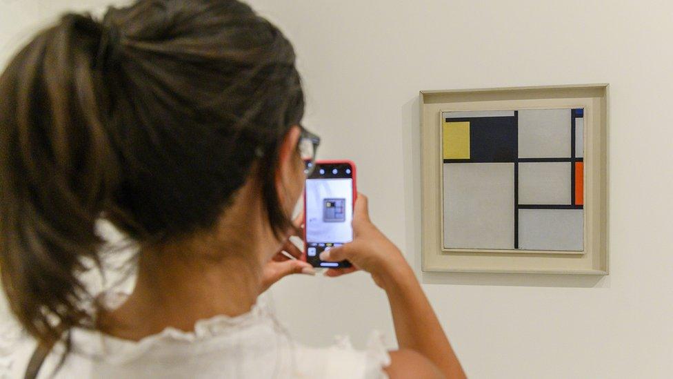 Mondrian piece in museum