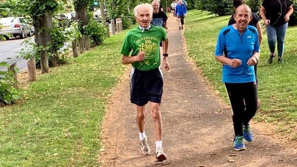 Bob and Bob Emmerson running