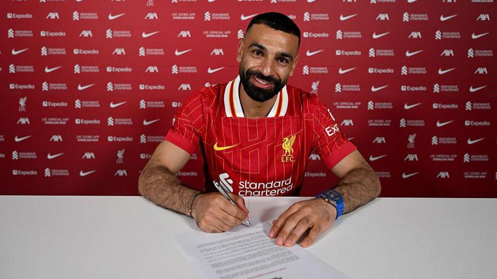 mo-salah-fun-facts-about-the-liverpool-and-egypt-legend-bbc-newsround
