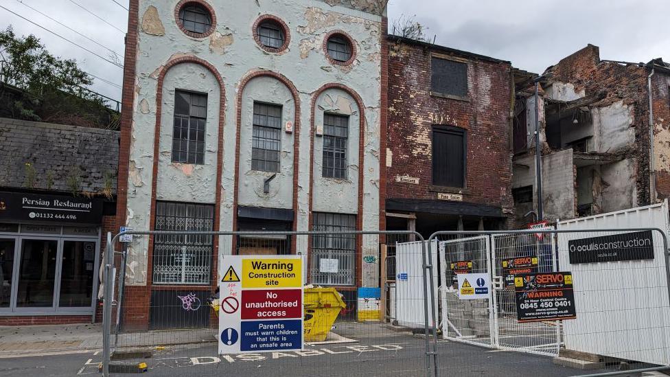 The collapsed building on Kirkgate