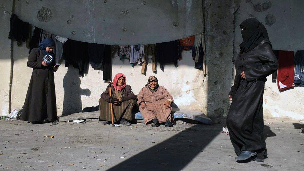 Syrians who were displaced with their families from eastern Aleppo gathering at the collective shelter, in the village of Jibreen south of Aleppo, Syria (Dec. 12, 2016)