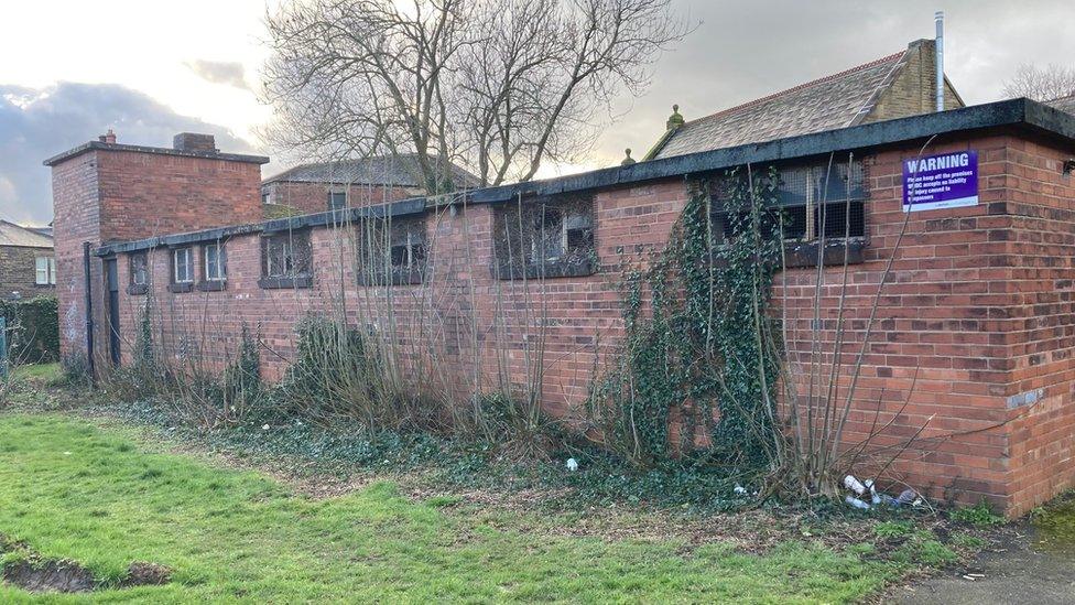 Horbury gas decontamination centre