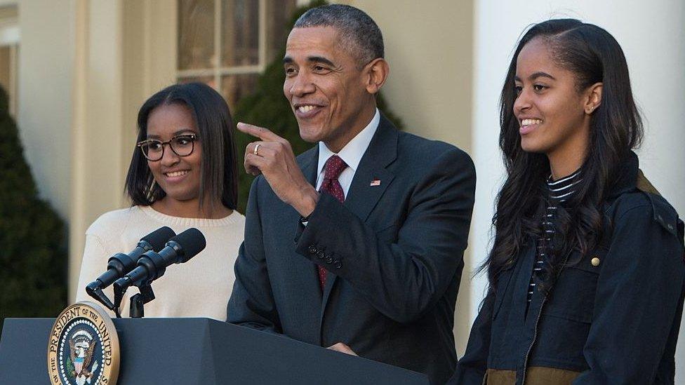 President Obama and daughters at 2015 Turkey Pardoning