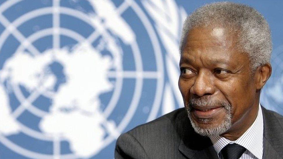 United Nations (UN) Secretary General Kofi Annan smiles in front of UN logo at a press conference 21 November 2006