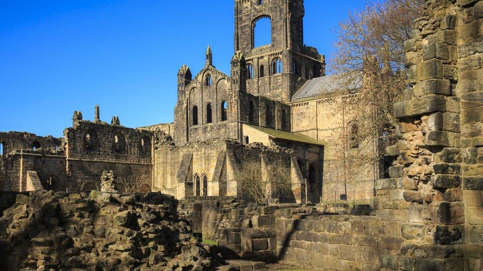 kirkstall abbey