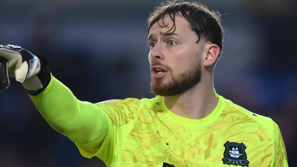 Plymouth Argyle boss says goalkeeper Conor Hazard's call up to Northern Ireland squad was 'expected' 
