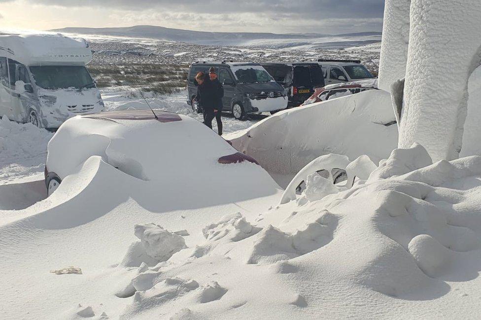 Storm Arwen: Snow on Tan Hill Inn in the Yorkshire Dales