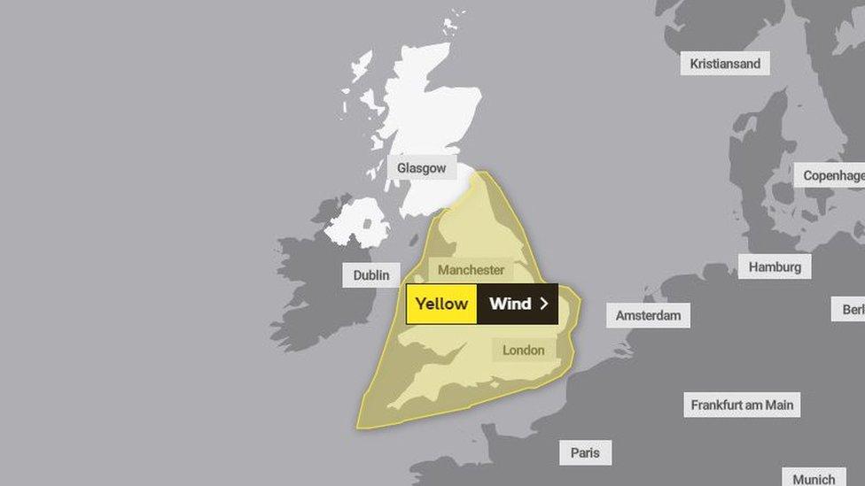 Yellow weather warning in England and Wales