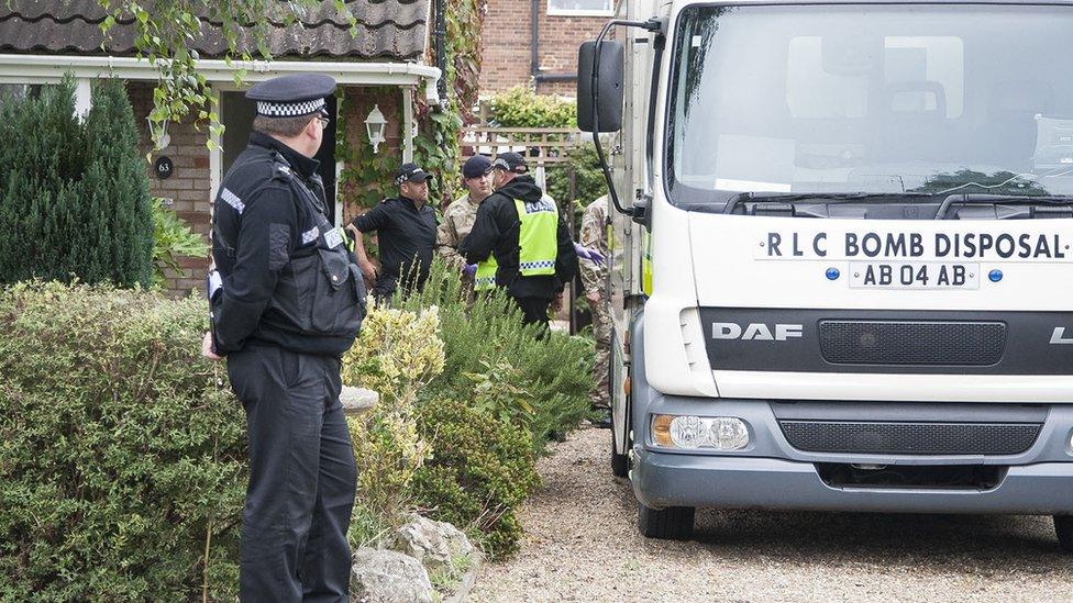 Bomb squad in St Albans