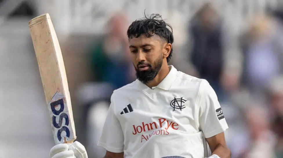 Hameed y Duckett lideran la remontada de Notts contra los Bears.