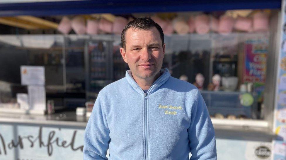 Richard Butlin, East Beach Kiosk