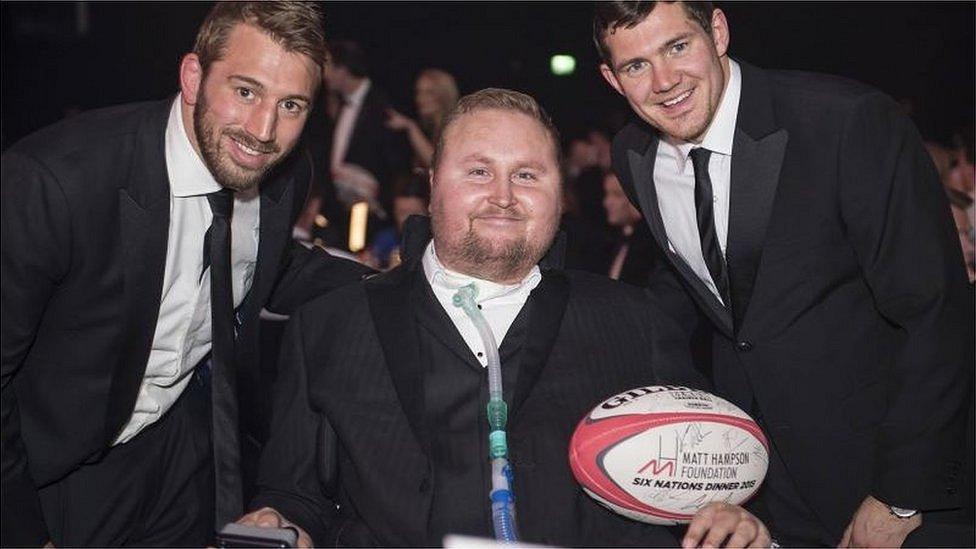 Matt Hampson with Chris Robshaw and Alex Goode