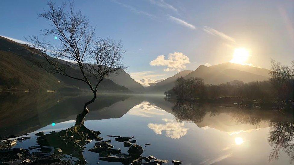 Winter sun over Snowdonia landscape