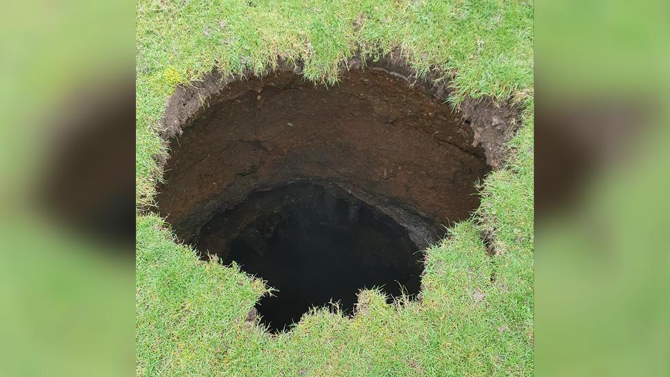 Sinkhole in Sappers Field, Wooburn