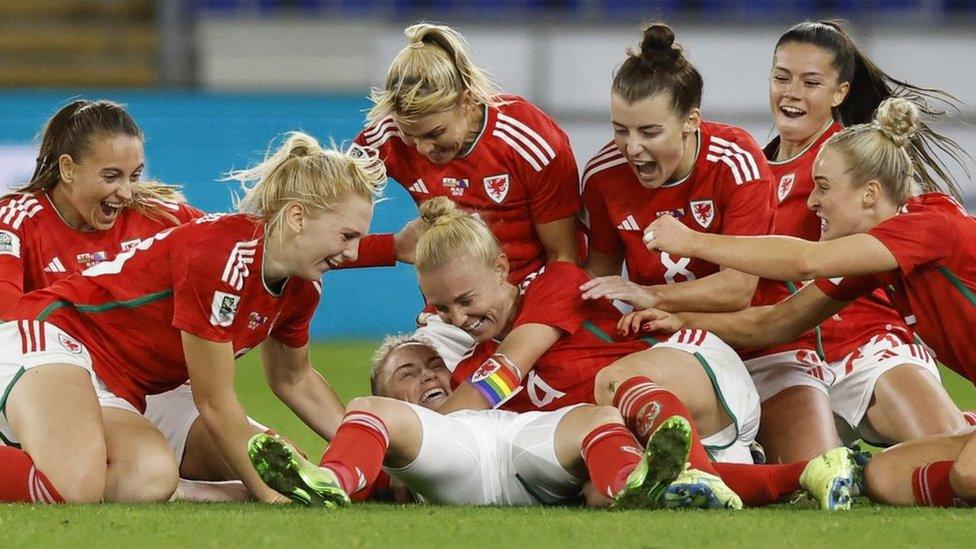 Cymru v Bosnia-Herzegovina