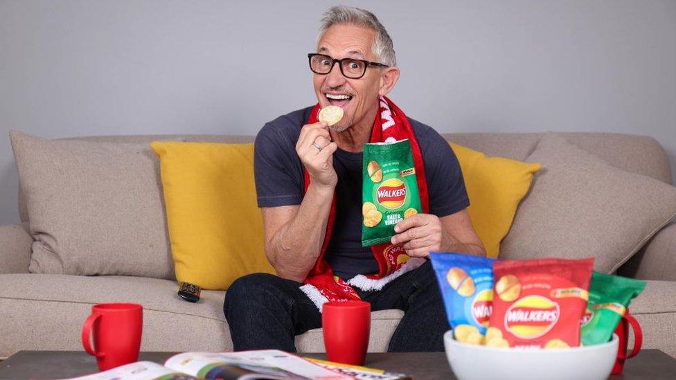 Gary Lineker with Walkers crisps