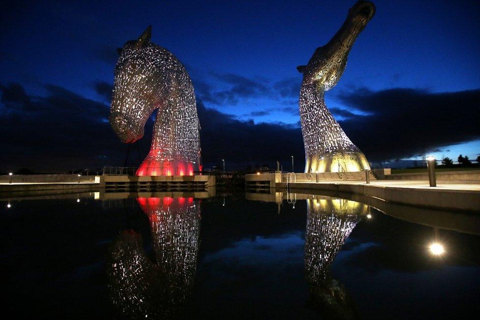 Falkirk Kelpies at night