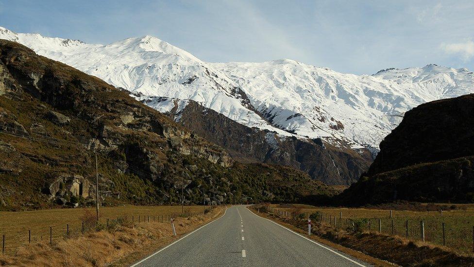 A road leads to Mt Aspiring