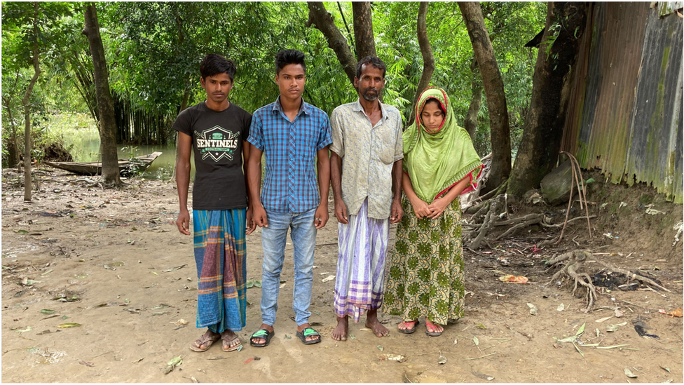 Shumana, pictured with relatives