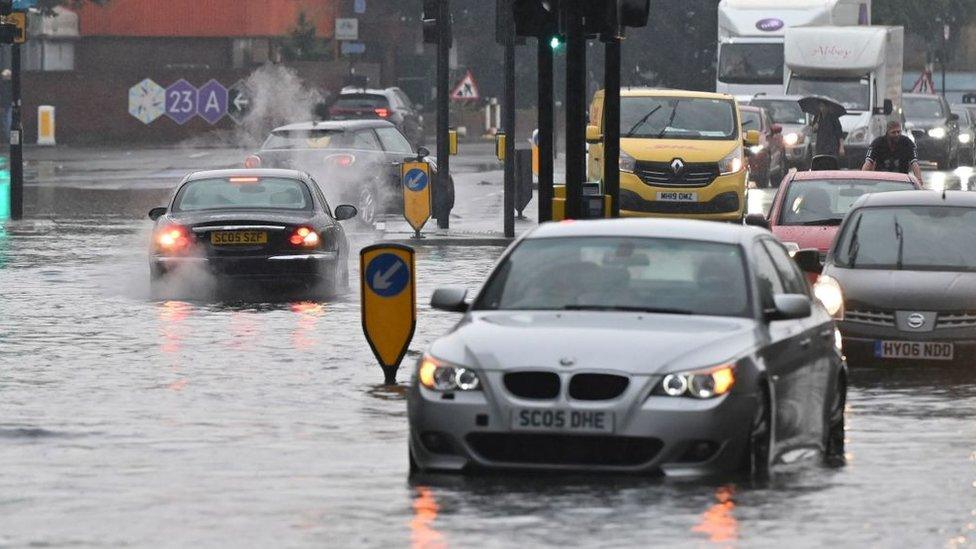 Floods-in-London.