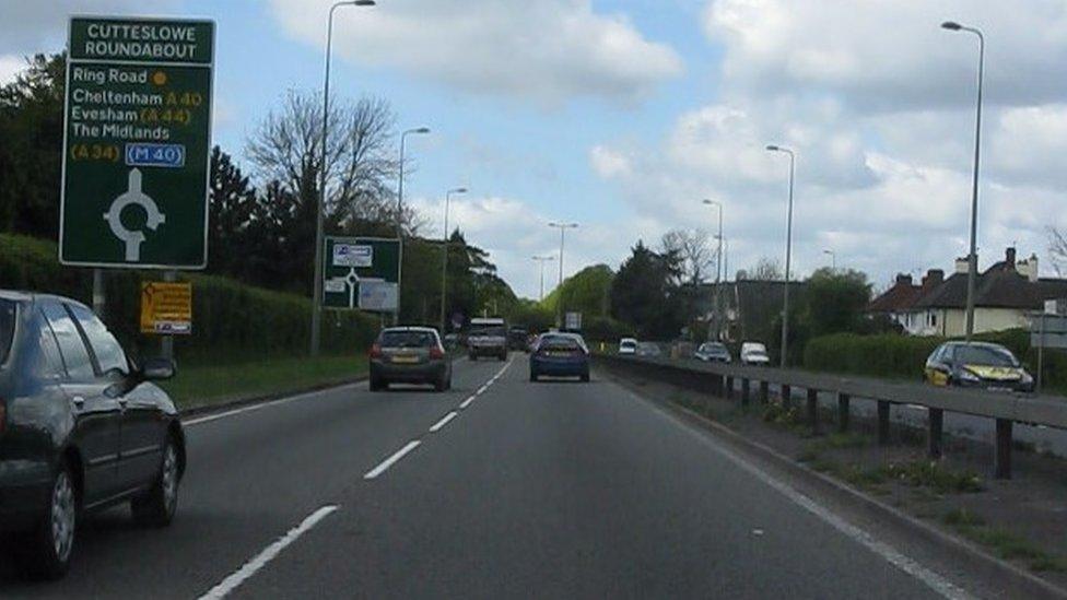 A40 approach to Cutteslowe roundabout