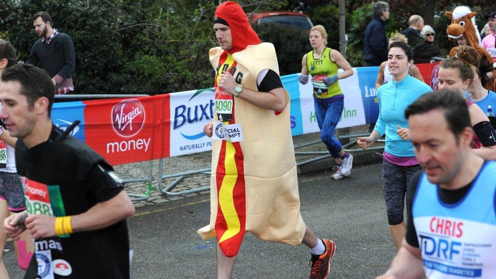 A hot dog paces himself in the race