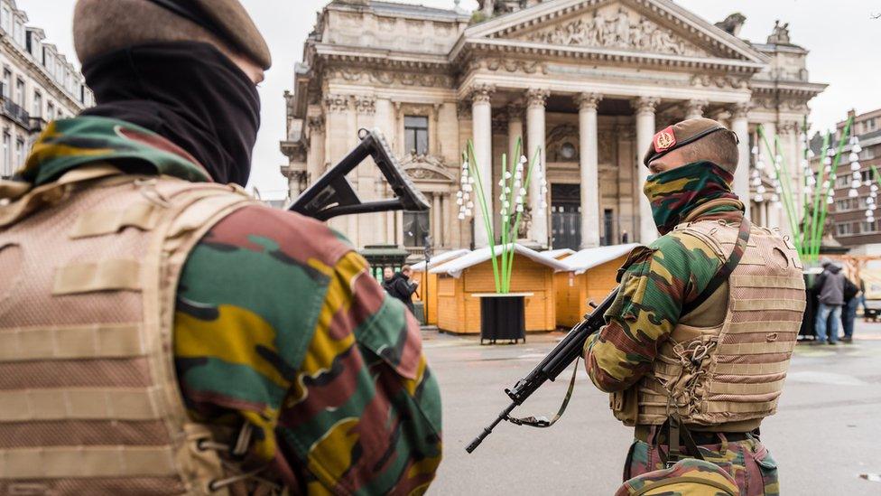 Soldiers patrol streets in Brussels