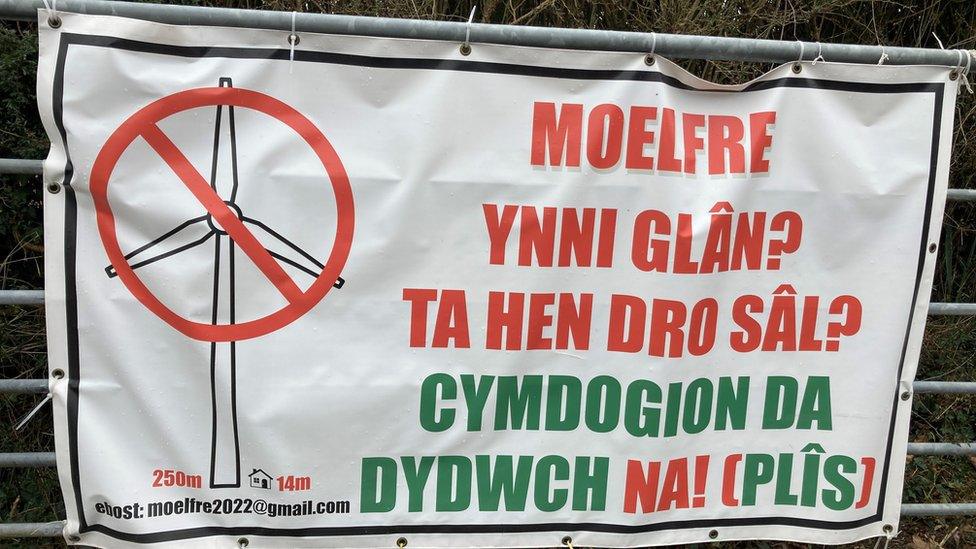 Poster ymgyrchwyr Llangernyw.