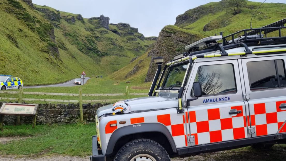 Edale Mountain Rescue at Winnats Pass