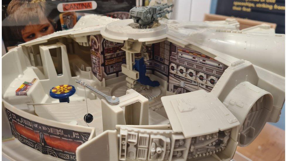 Millennium Falcon model