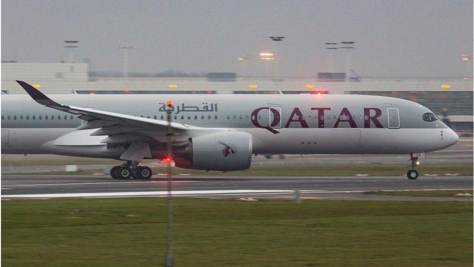 Qatar Airways plane