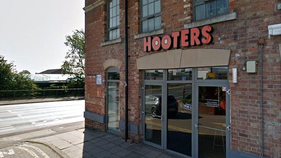 Hooters, Nottingham