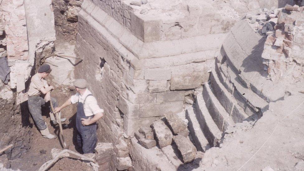 Sheffield Castle excavations