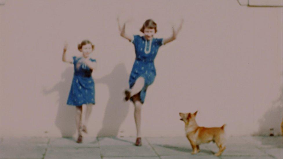 A young Princess Elizabeth and Princess Margaret