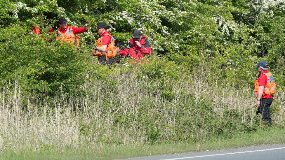 Search teams near Elton accident