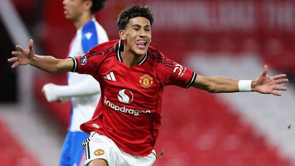 Gabriel, 15, gets first senior Man Utd call-up
