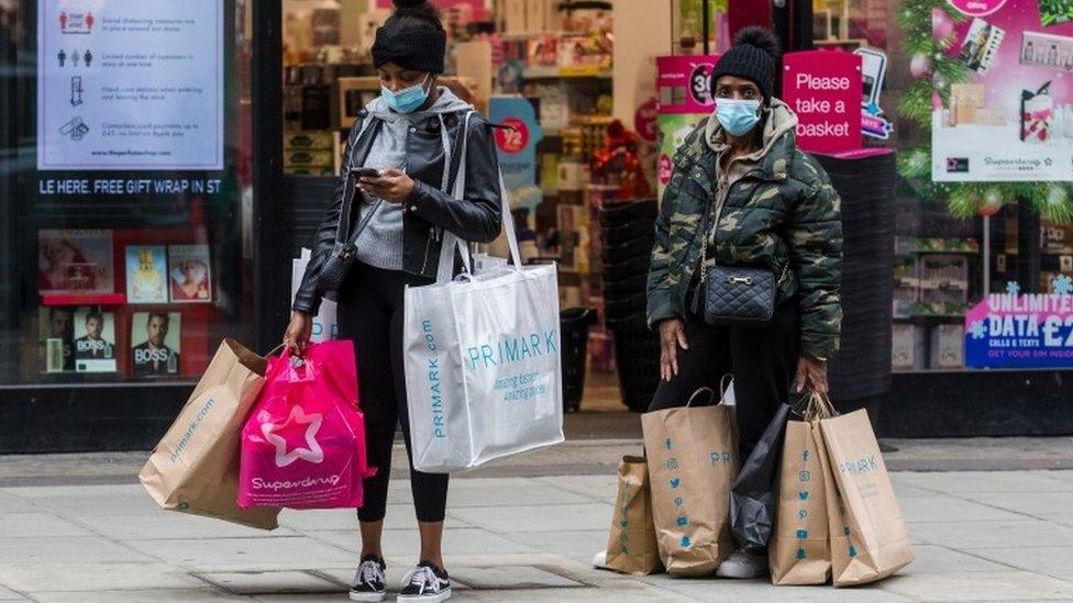 People shopping in London