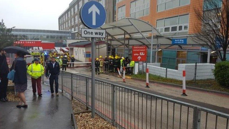 southampton-hospital-power-cut-99-operations-cancelled-bbc-news