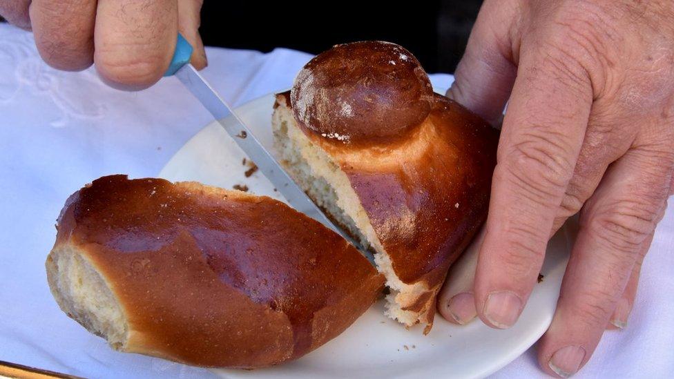 Brioche made using orange-based flour