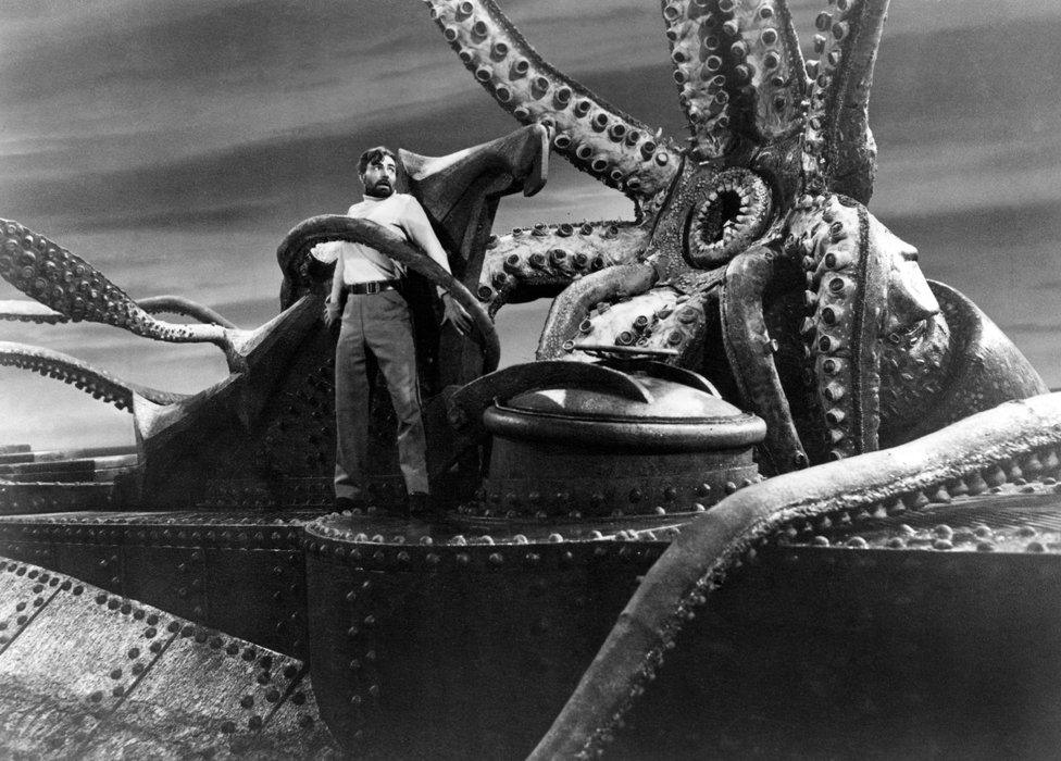 Scene from 20,000 Leagues Under the Sea, James Mason, 1954