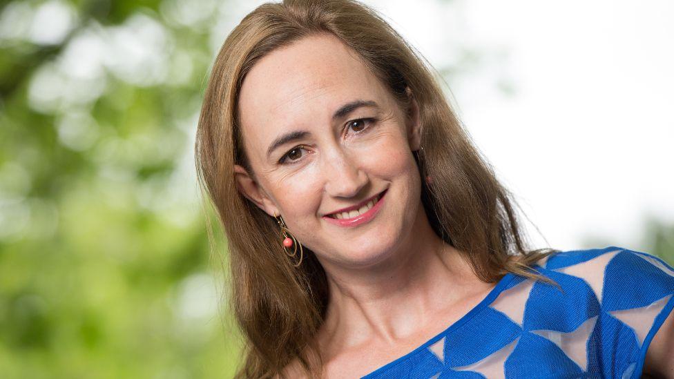 English author Sophie Kinsella attends a photocall at Edinburgh International Book Festival at Charlotte Square Gardens on August 14, 2016 in Edinburgh, Scotland