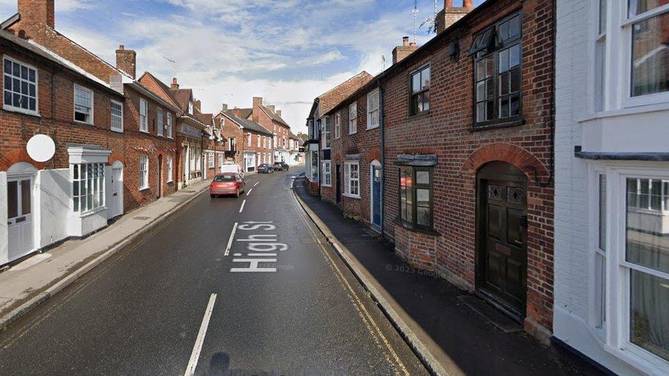 Pewsey High Street