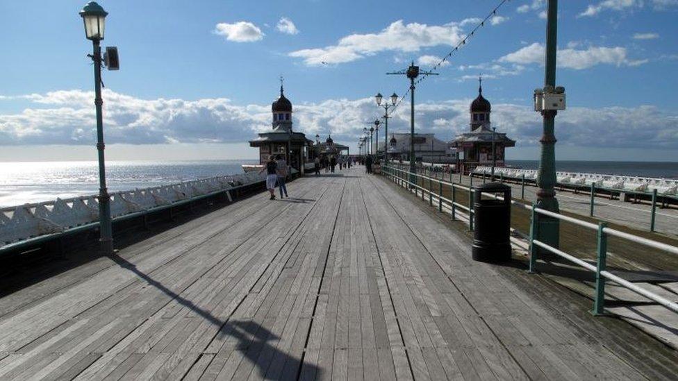 Pier