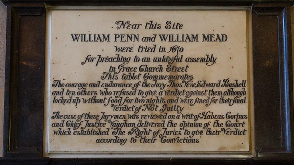 Plaque in the Old Bailey