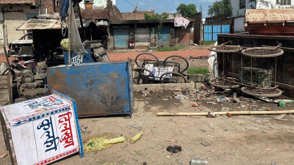 Burnt carts seen in Sohna